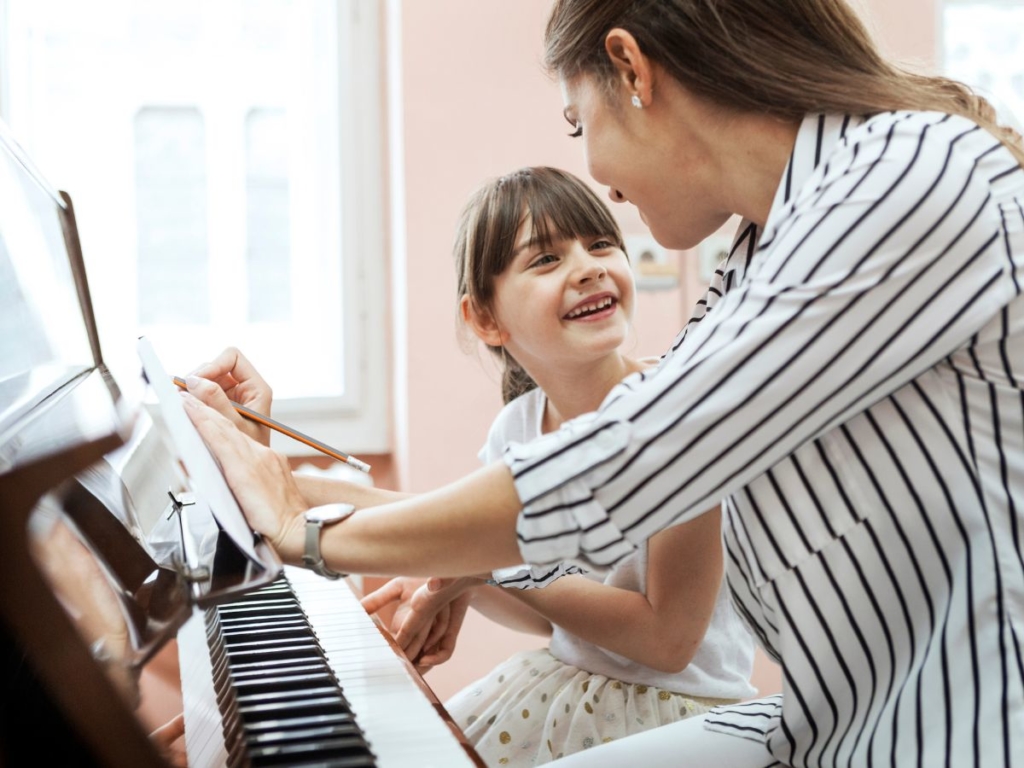 How to Start a piano teaching business from home. Learn the proven strategies from an expert piano teacher.
