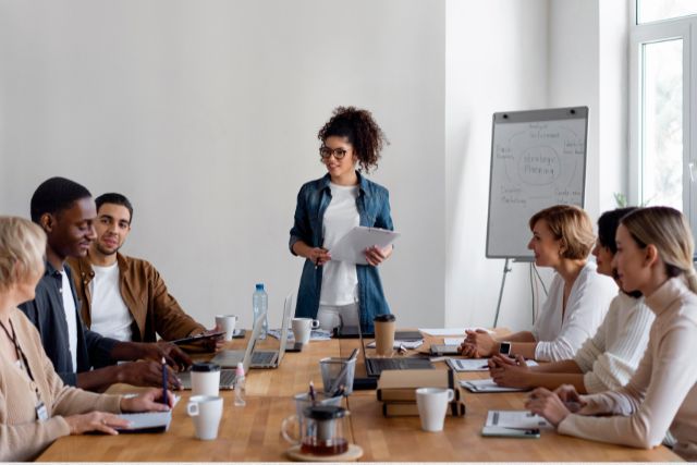 Mastermind Groups can help you grow in all areas of your life and business producing huge financial benefits.