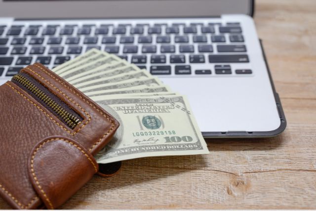 What are the costs associated with mastermind Groups? Some can be very costly and other midrange. Regardless of cost, joining the right kind of mastermind group will help build success.